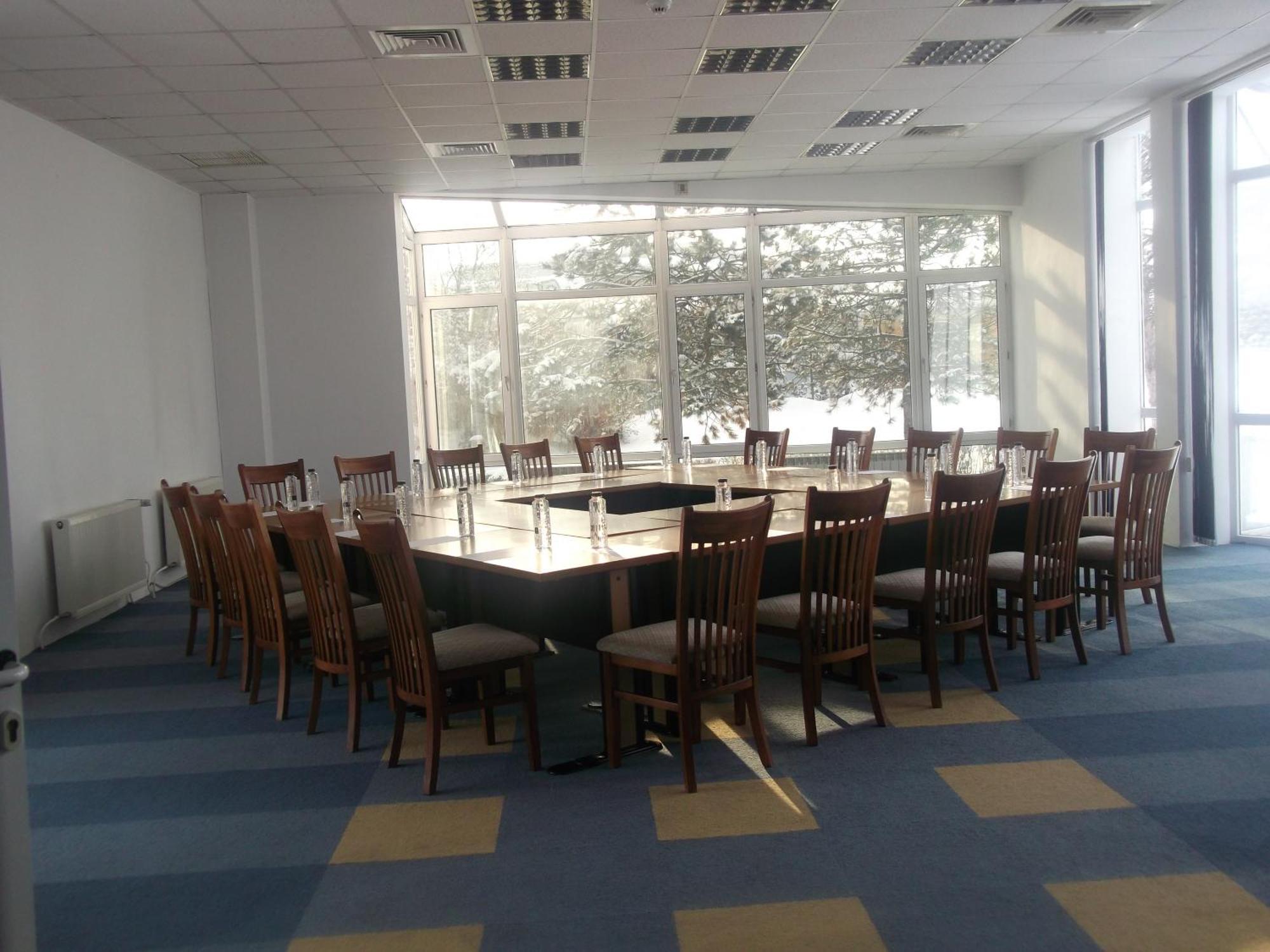 פיטסטי Hotel Star מראה חיצוני תמונה